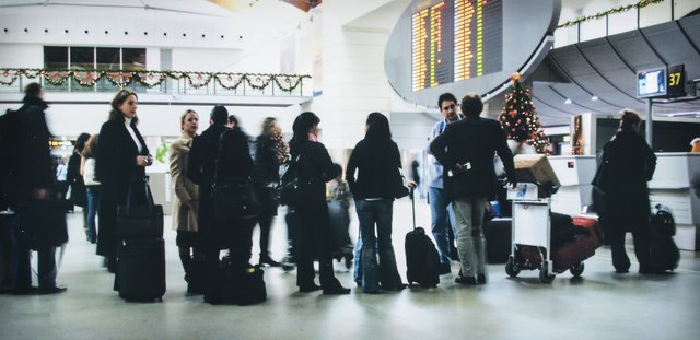 On translation: Stand by I (Aeropuerto)