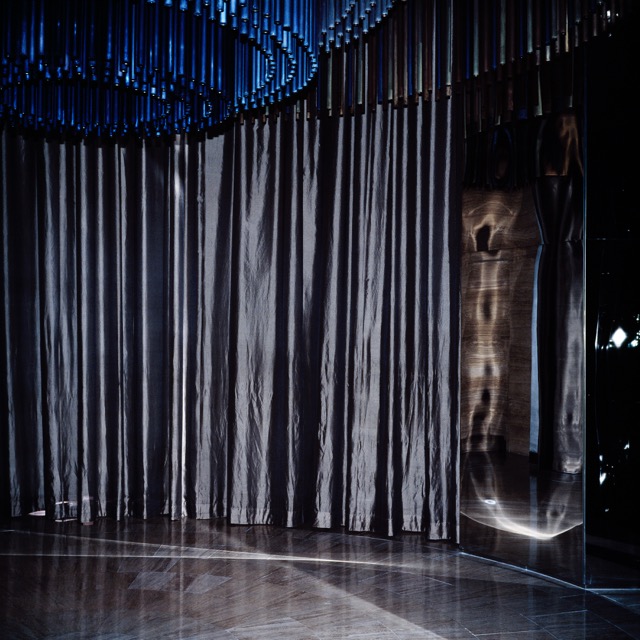 WHITE NOISE #11